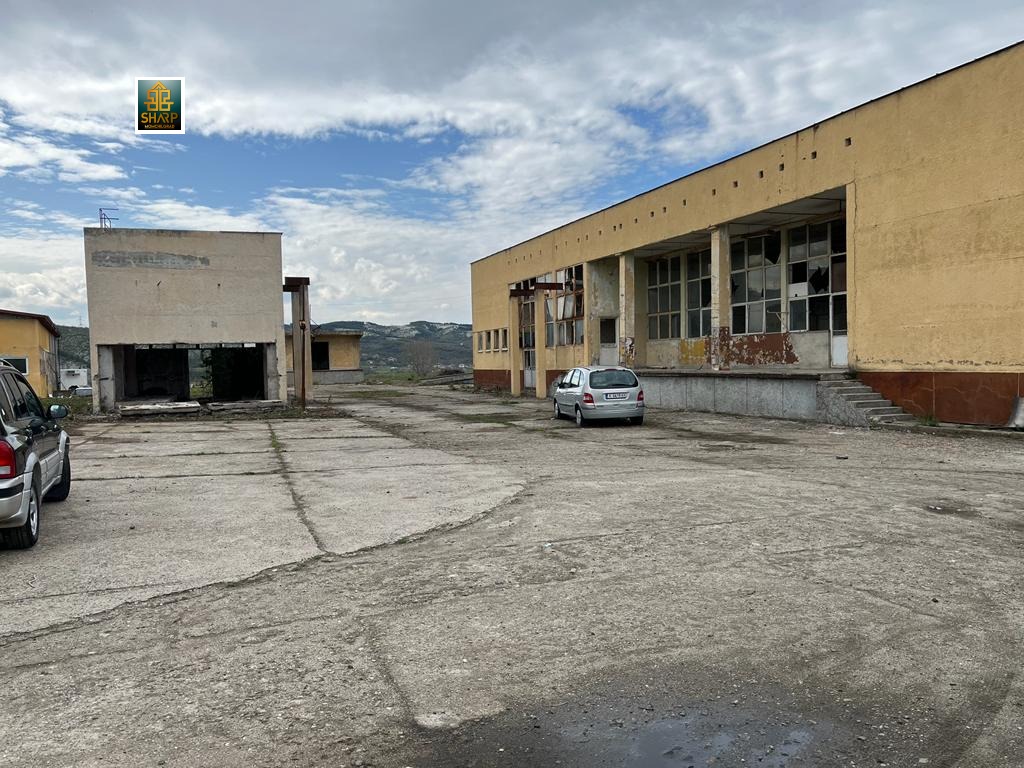 Продава ПРОМ. ПОМЕЩЕНИЕ | Imot.bg — изображение 2