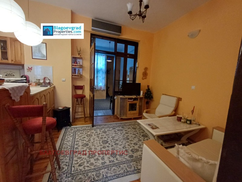 Продава 3-СТАЕН, гр. Благоевград, Идеален център, снимка 13 - Апартаменти - 53148038