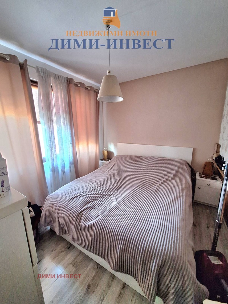 Продава 3-СТАЕН, гр. Добрич, Център, снимка 3 - Апартаменти - 53173488