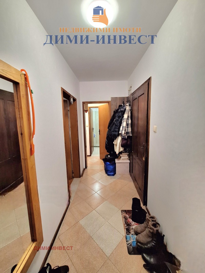 Продава 3-СТАЕН, гр. Добрич, Център, снимка 6 - Апартаменти - 53173488