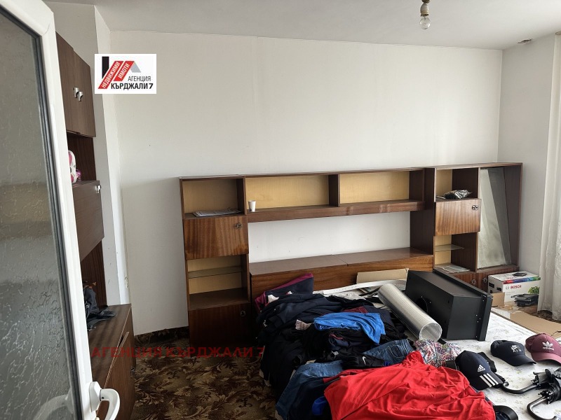 Продава 4-СТАЕН, гр. Кърджали, Възрожденци, снимка 10 - Апартаменти - 53522156