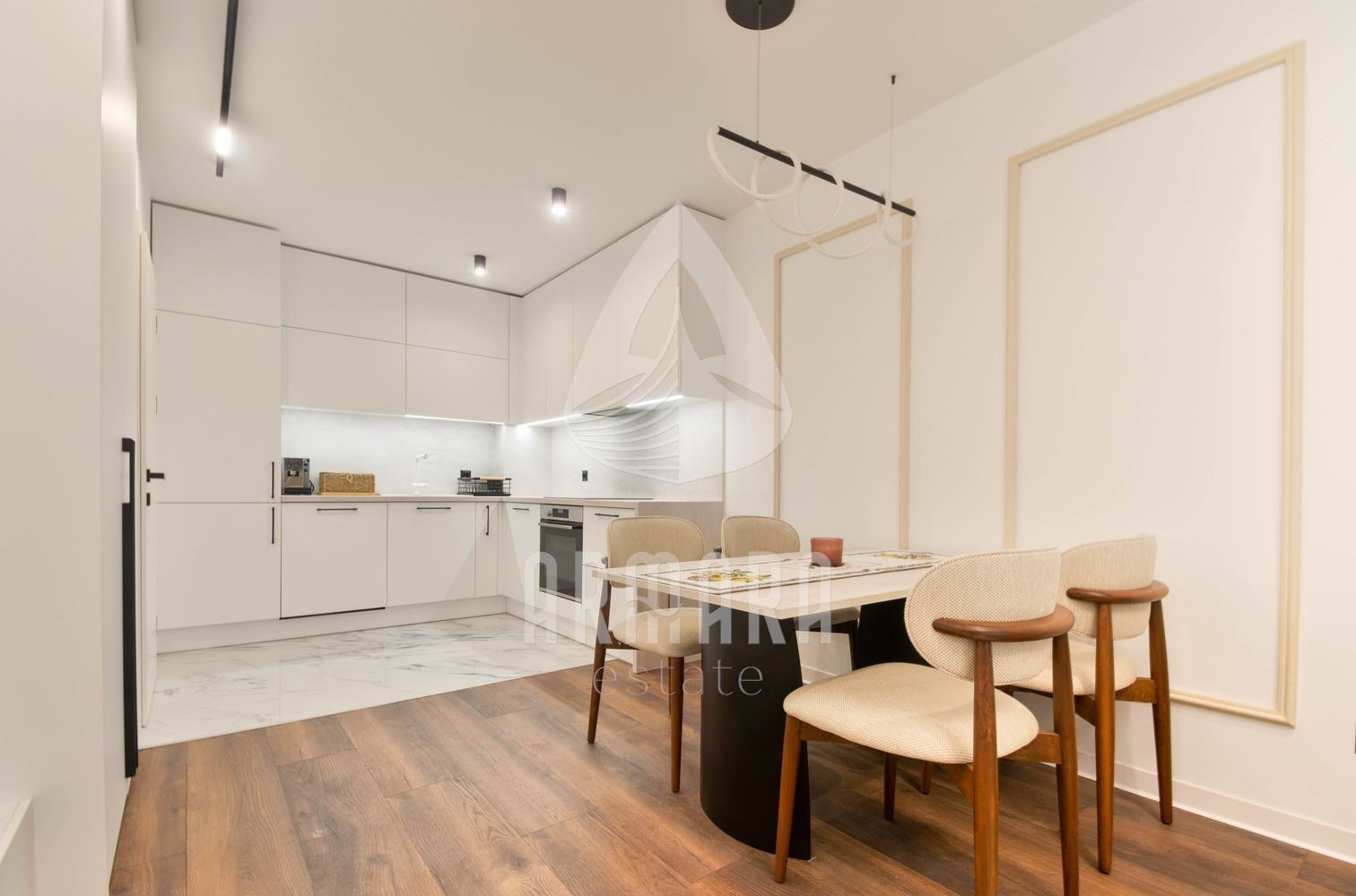 Продава 2-СТАЕН, гр. Пловдив, Център, снимка 4 - Апартаменти - 54345913