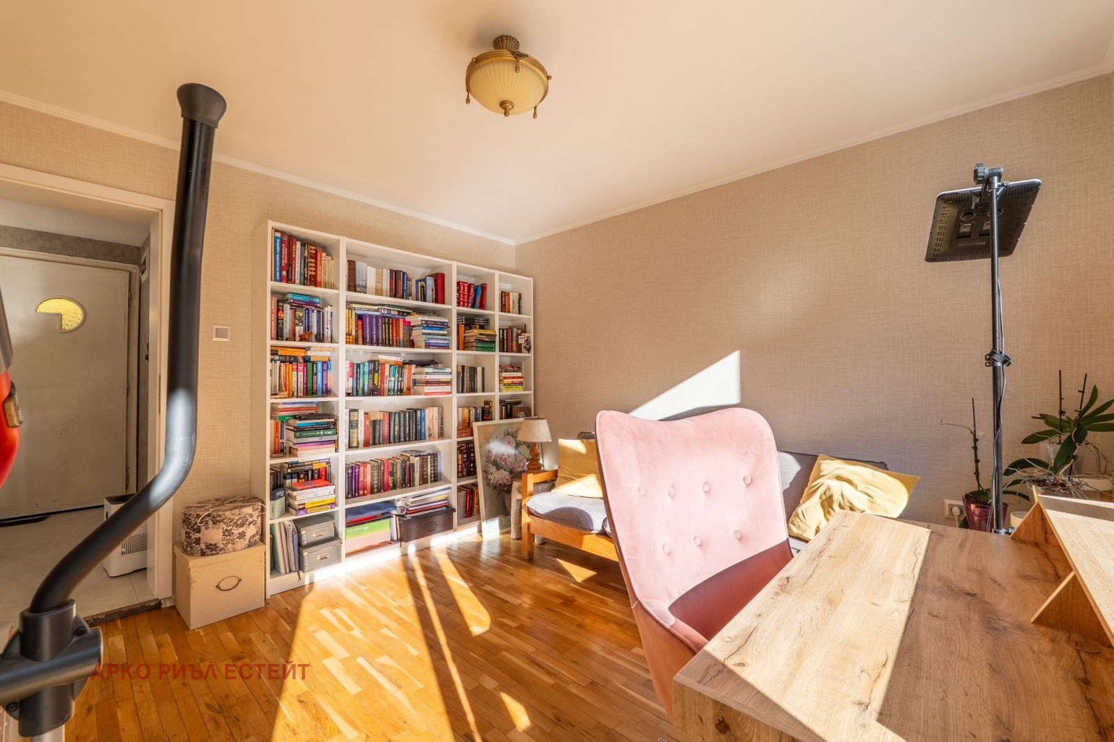 Продава КЪЩА, гр. София, с. Долни Пасарел, снимка 3 - Къщи - 54819046