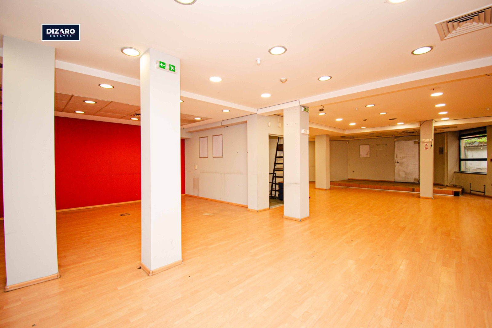 Продава МАГАЗИН, гр. Кюстендил, Център, снимка 3 - Магазини - 54278160