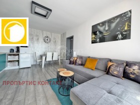 1 soverom k.k. Slansjev brjag, region Burgas