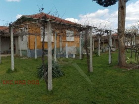 Casa Rajevo Konare, região Plovdiv