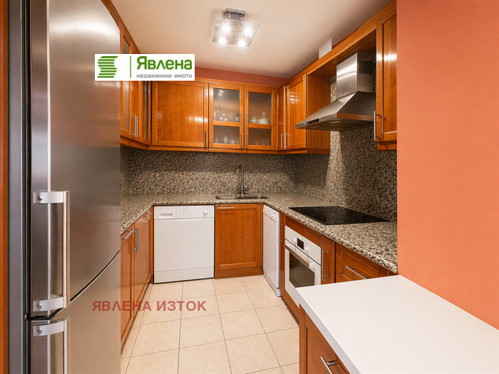 Продава МНОГОСТАЕН, гр. София, Оборище, снимка 3 - Апартаменти - 54212751