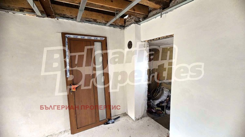 Продава КЪЩА, гр. Дупница, област Кюстендил, снимка 9 - Къщи - 52400974