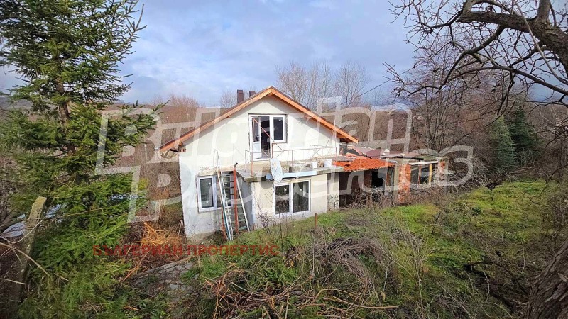 Продава КЪЩА, област Кюстендил, гр. Дупница • 65000 € / 127128.95 лв. • 69552582 1