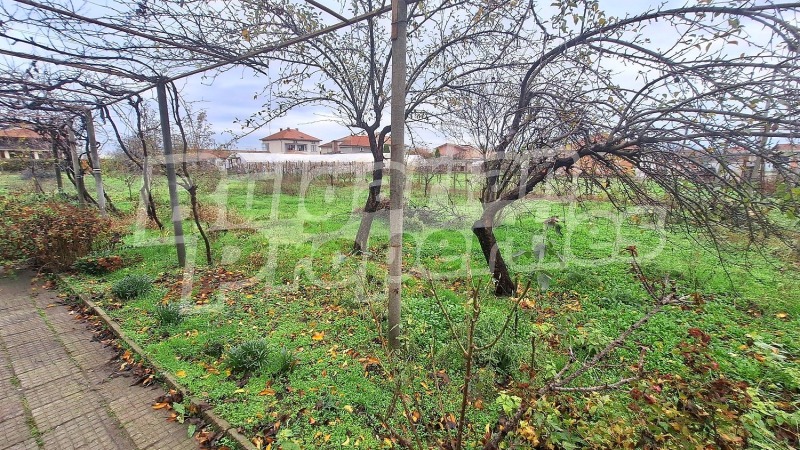 Продава КЪЩА, с. Скутаре, област Пловдив, снимка 4 - Къщи - 52687860