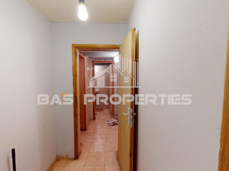 Продава МАГАЗИН, гр. София, Надежда 1, снимка 8 - Магазини - 52709021