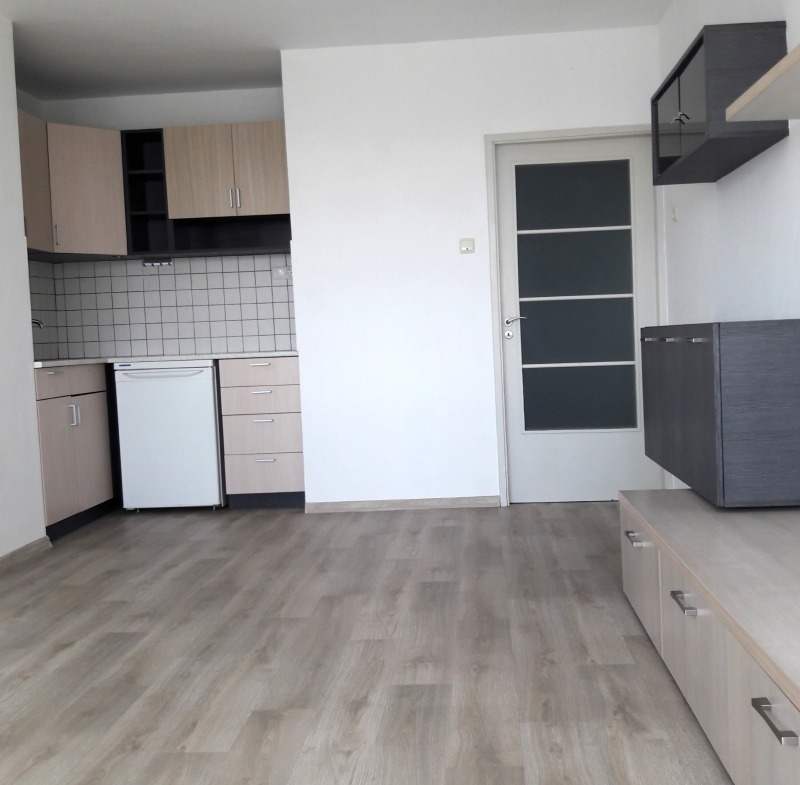 Na prodej  Studio Sofia , Ljulin 10 , 32 m2 | 33333918 - obraz [2]