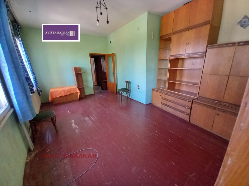 Eladó  1 hálószoba Sofia , Javorov , 65 négyzetméter | 95879107