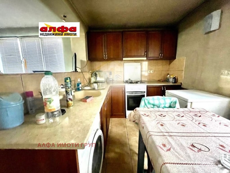 Продава 3-СТАЕН, гр. Добрич, Червената пръст, снимка 3 - Апартаменти - 52439263