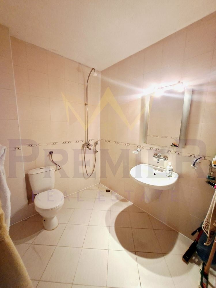 Продава КЪЩА, гр. Варна, Свети Никола, снимка 11 - Къщи - 55796143