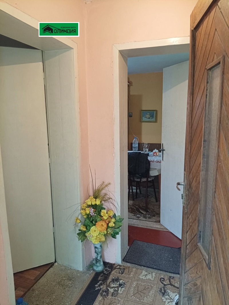 Продава ВИЛА, гр. Враца, Студентски град, снимка 2 - Вили - 52127989