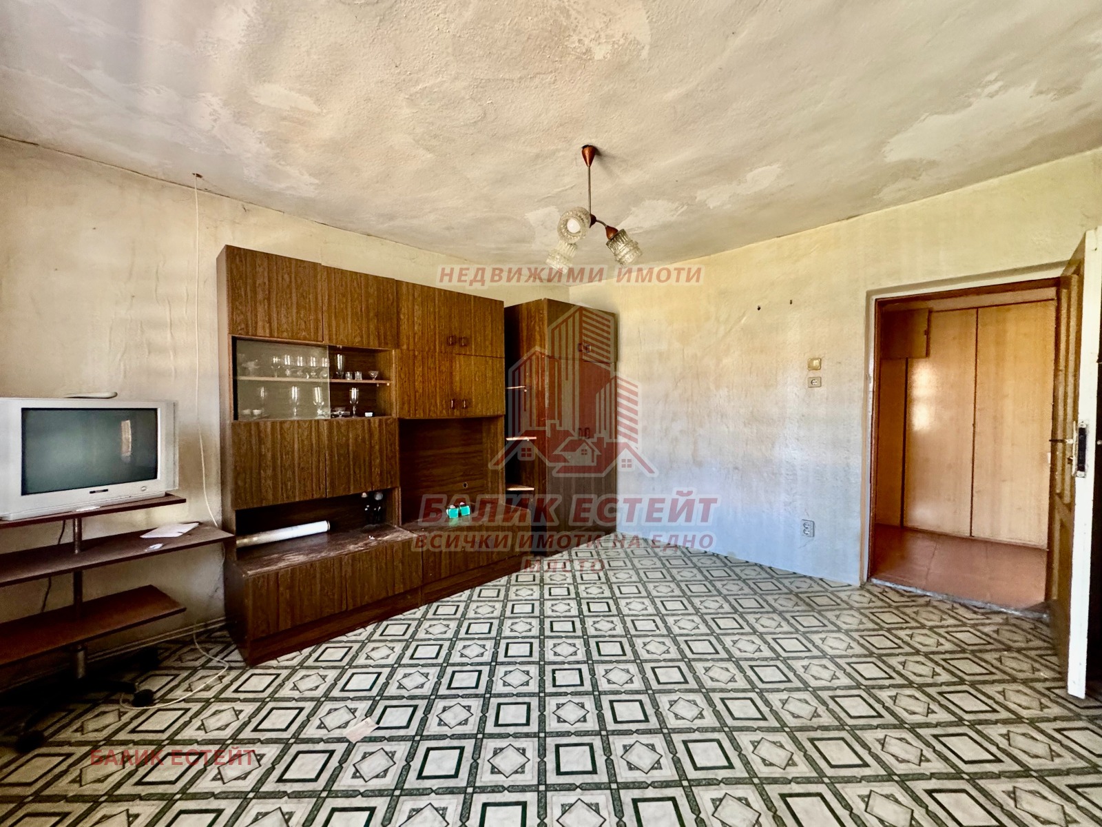 Продава КЪЩА, гр. Добрич, Център, снимка 2 - Къщи - 56019430