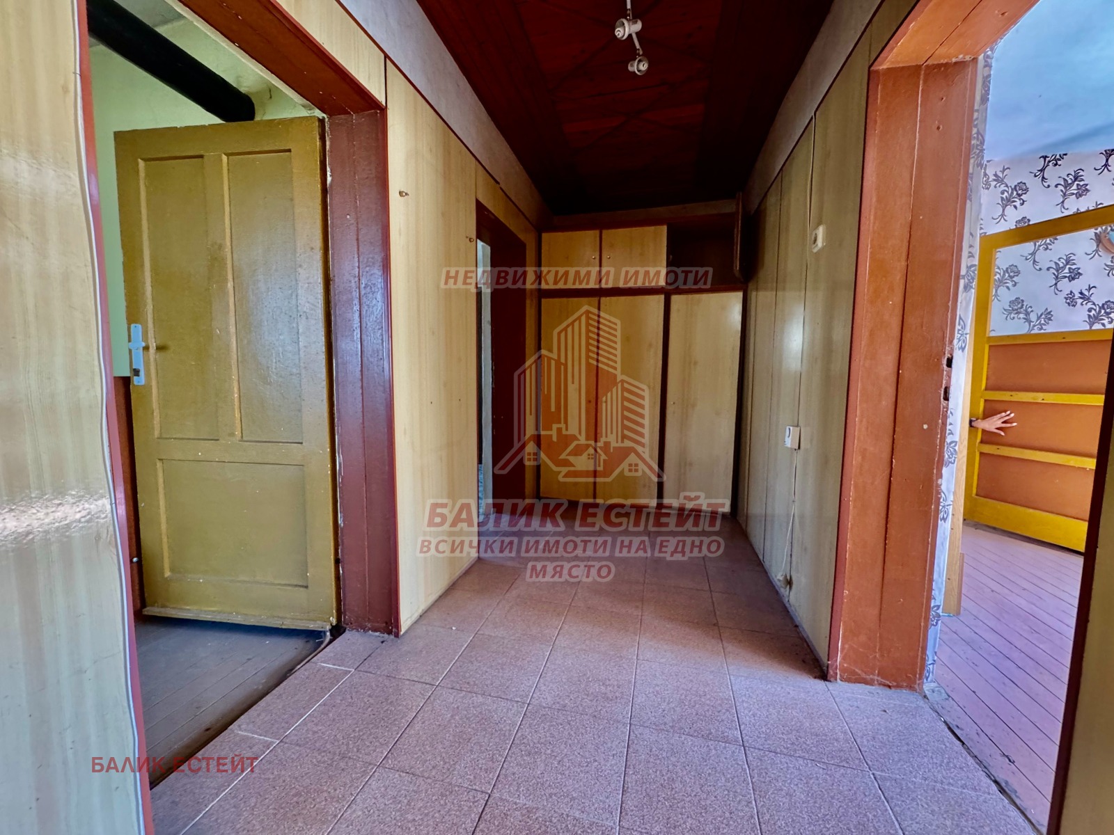 Продава КЪЩА, гр. Добрич, Център, снимка 11 - Къщи - 56019430