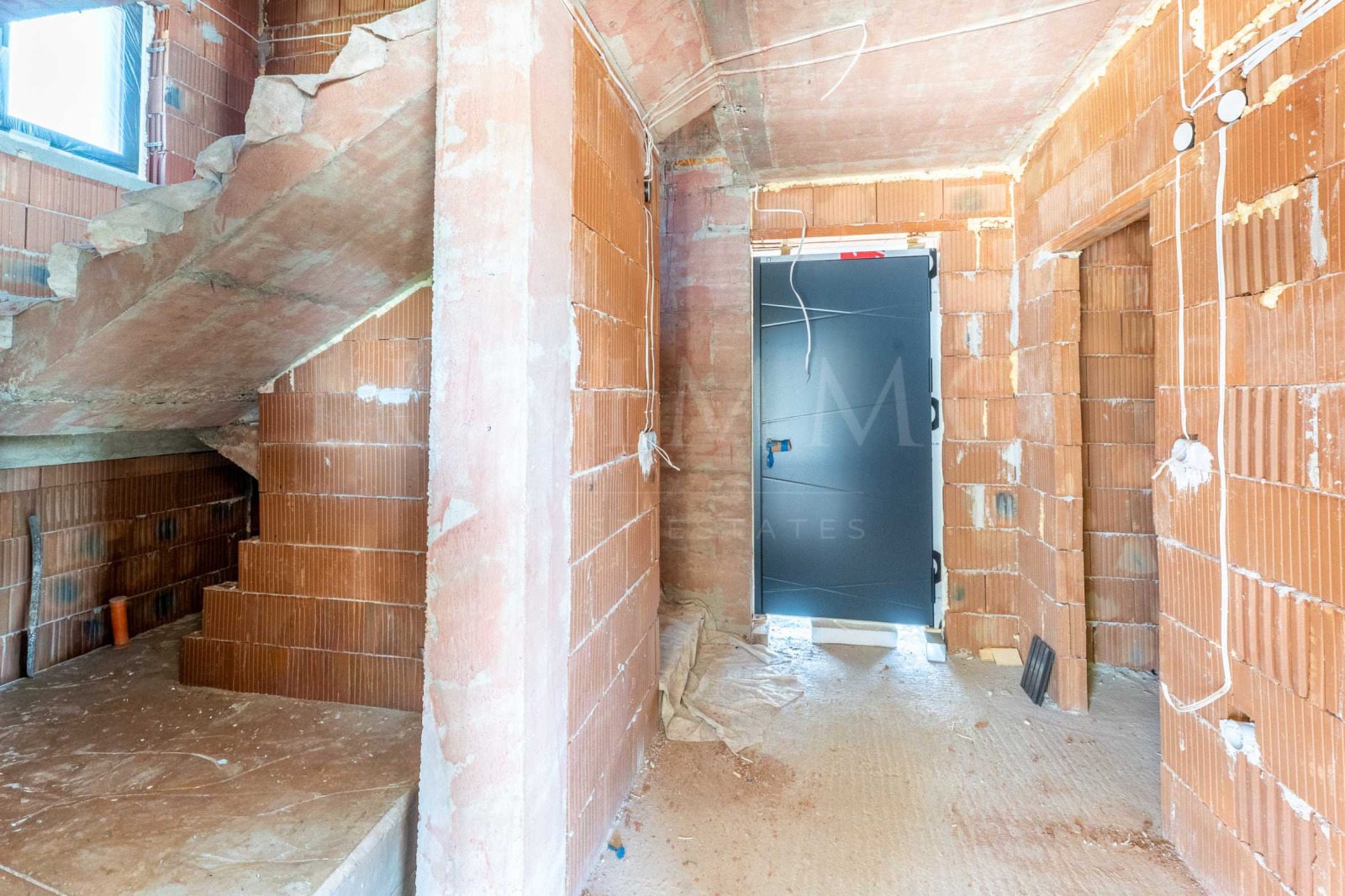 Продава КЪЩА, с. Хераково, област София област, снимка 15 - Къщи - 56221598