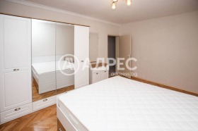Многостаен град София, Сердика 11