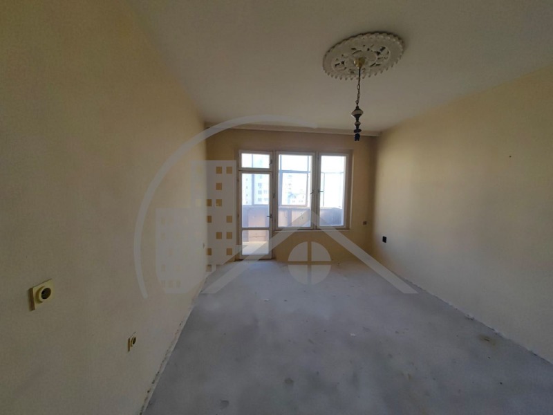 Продава 4-СТАЕН, гр. Варна, Кайсиева градина, снимка 3 - Aпартаменти - 49219308