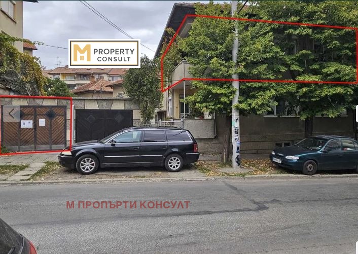 Продава ЕТАЖ ОТ КЪЩА, гр. Плевен, Широк център, снимка 6 - Етаж от къща - 54029102