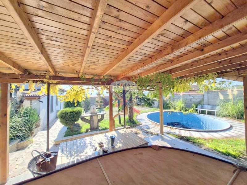 Продава КЪЩА, област Варна, с. Езерово • 149900 € / 293178.92 лв. • 49357058 1