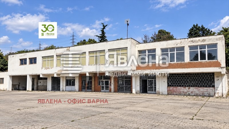 Продава ПРОМ. ПОМЕЩЕНИЕ, гр. Варна, Възраждане 4