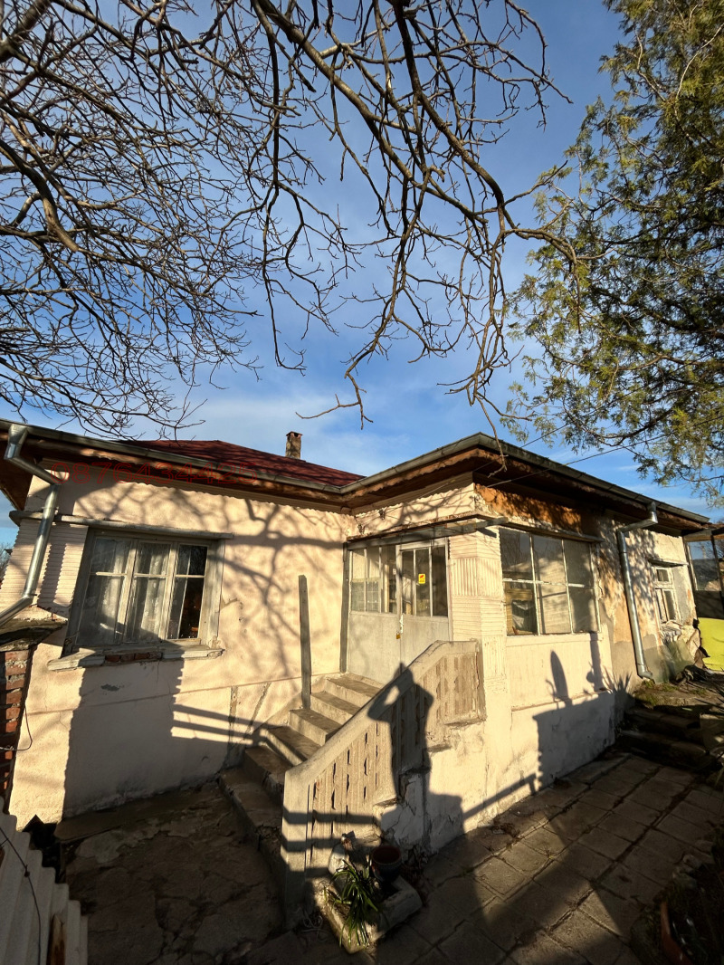 Продава КЪЩА в област Хасково, с. Долно Белево - 75 кв.м / 25 000 € » 48 895.75 лв.