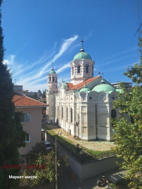 3 makuuhuonetta Tsentar, Stara Zagora