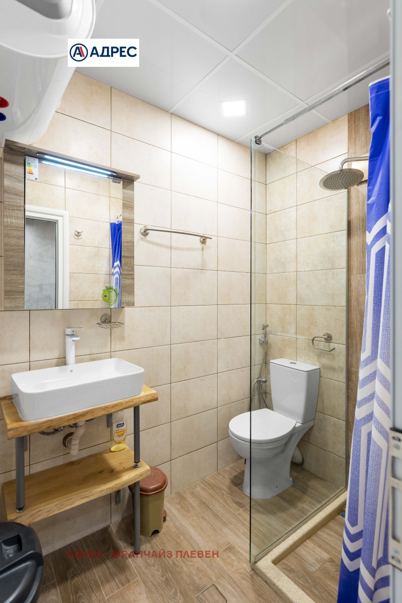 Eladó  2 hálószobás Pleven , Idealen centar , 78 négyzetméter | 98965453 - kép [9]