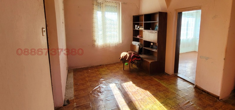 Продава КЪЩА, гр. Грамада, област Видин, снимка 10 - Къщи - 52782776