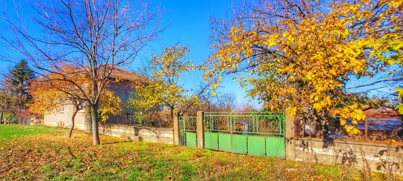 Продава КЪЩА, гр. Грамада, област Видин, снимка 3 - Къщи - 52782776