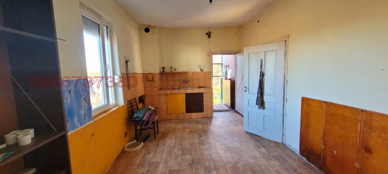 Продава КЪЩА, гр. Грамада, област Видин, снимка 9 - Къщи - 52782776