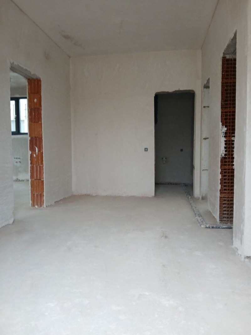 Продава КЪЩА, гр. Пловдив, Беломорски, снимка 2 - Къщи - 52475850