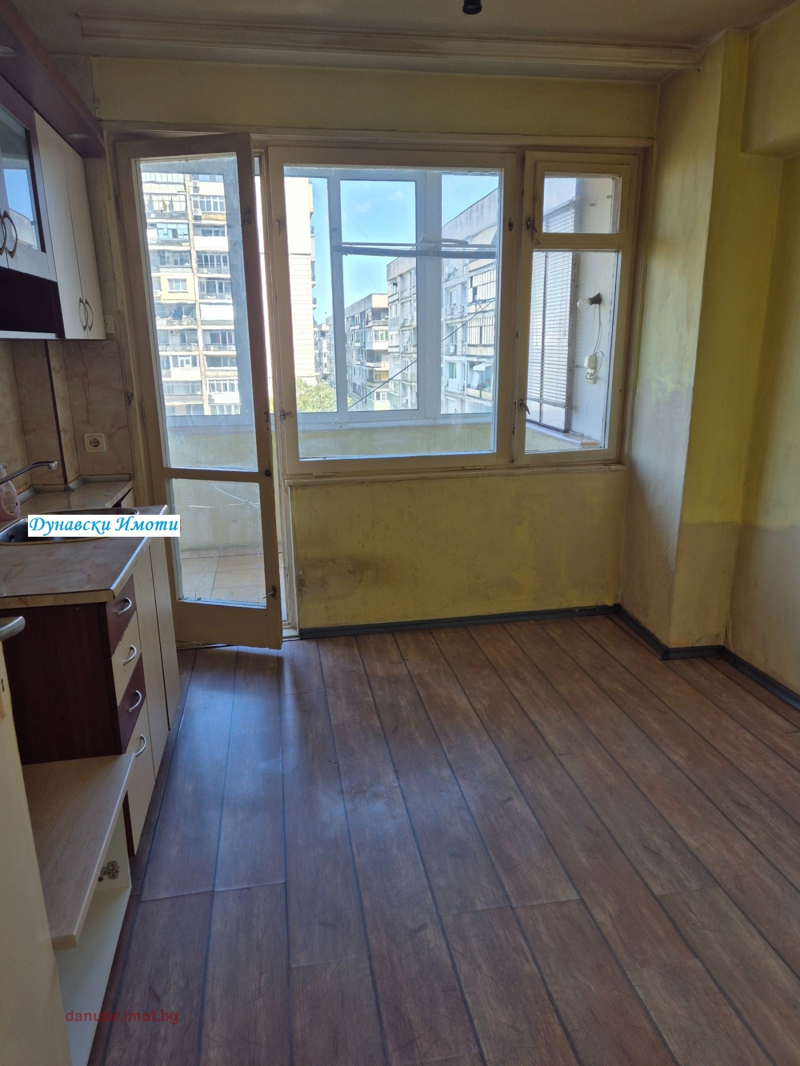 Продава 3-СТАЕН, гр. Русе, Широк център, снимка 3 - Апартаменти - 55617049