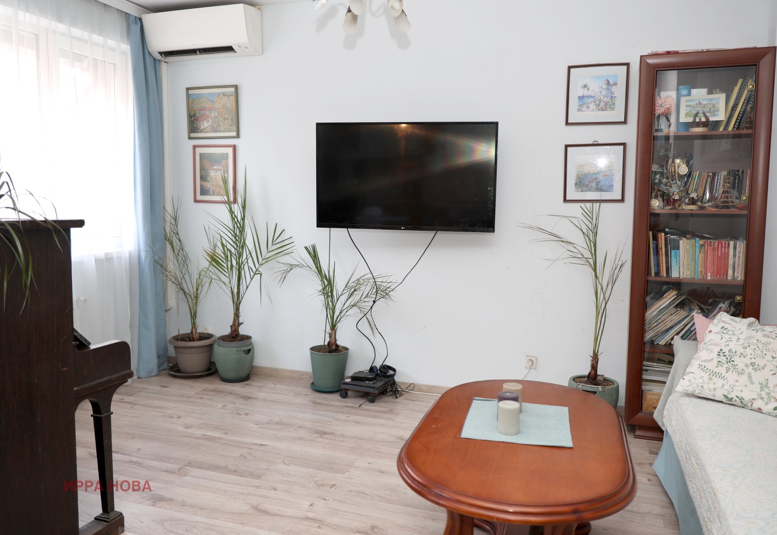 Продава 4-СТАЕН, гр. София, Център, снимка 2 - Апартаменти - 52927962