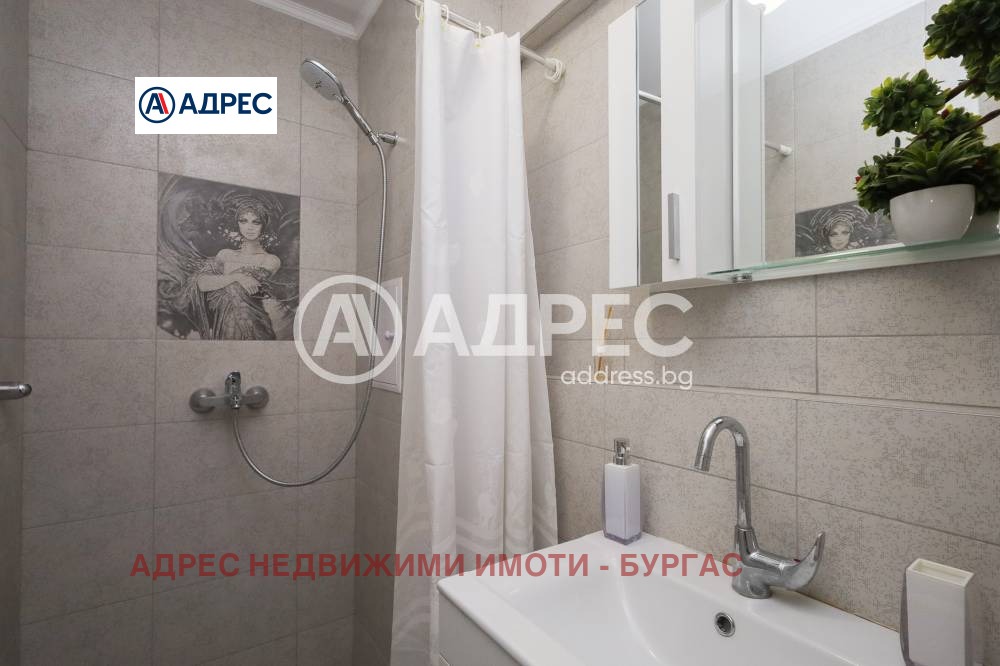 Продава МНОГОСТАЕН, гр. Бургас, Изгрев, снимка 15 - Апартаменти - 54213974