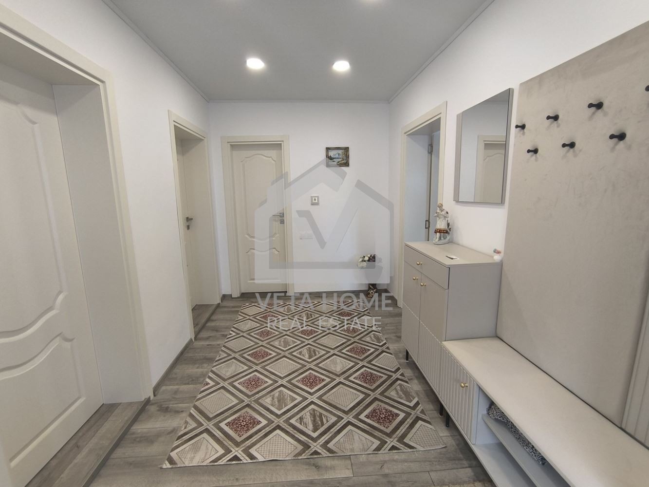 Продава КЪЩА, гр. Бяла, област Варна, снимка 2 - Къщи - 51742372