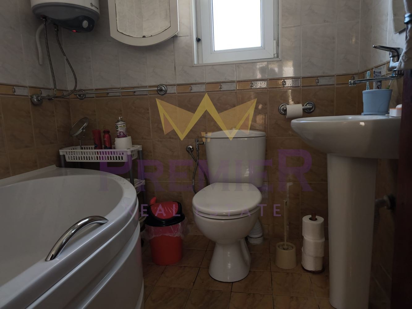 Продава КЪЩА, с. Соколово, област Добрич, снимка 10 - Къщи - 54105138