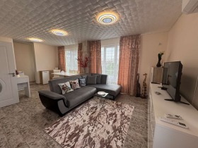 1 dormitorio Vazrazhdane, Burgas 1