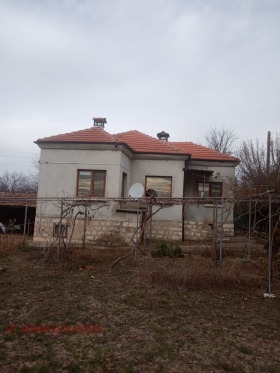 Продажба на имоти в с. Ведрина, област Добрич - изображение 10 