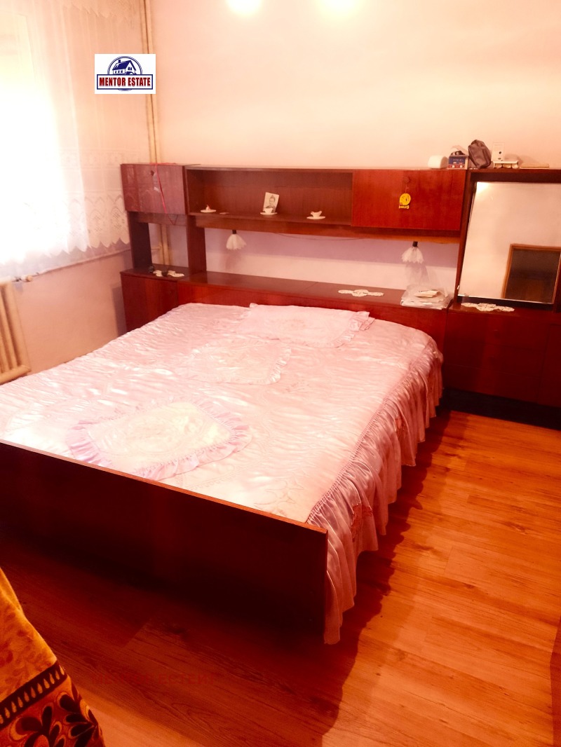 Na prodej  1 ložnice Pernik , Iztok , 70 m2 | 10279329 - obraz [10]