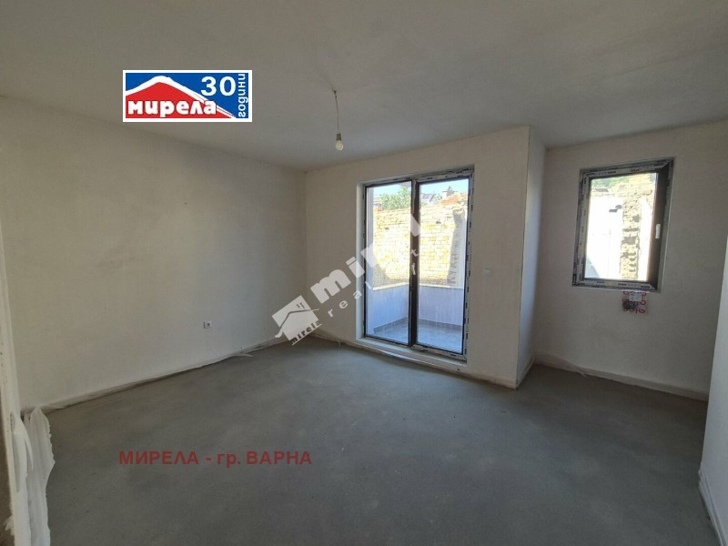 Продава 3-СТАЕН, гр. Варна, Погреби, снимка 5 - Aпартаменти - 47449572