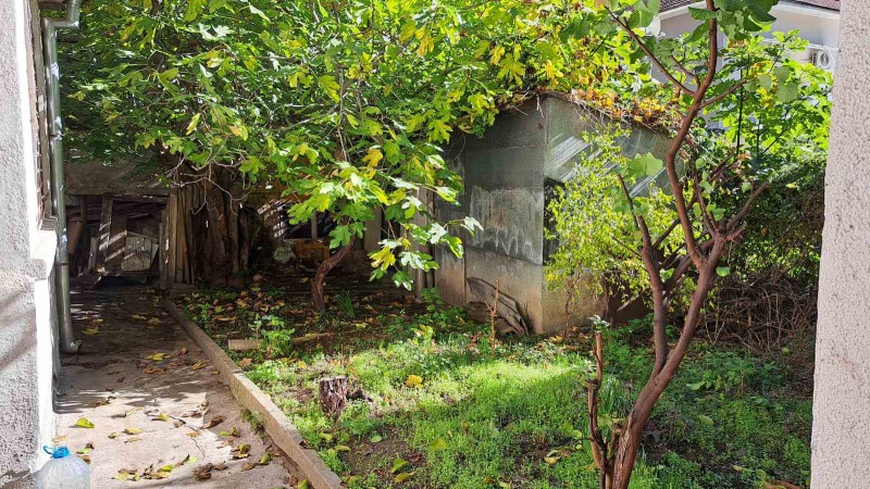 Продава КЪЩА, гр. Стара Загора, Център, снимка 2 - Къщи - 52236107