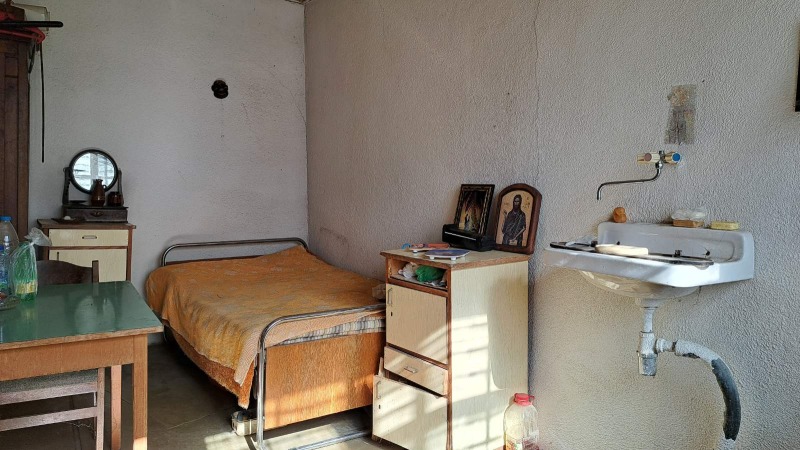 Продава КЪЩА, гр. Стара Загора, Център, снимка 3 - Къщи - 52236107