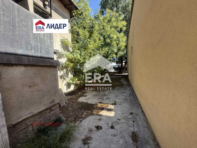 Продава КЪЩА, гр. Русе, Център, снимка 3 - Къщи - 56005924