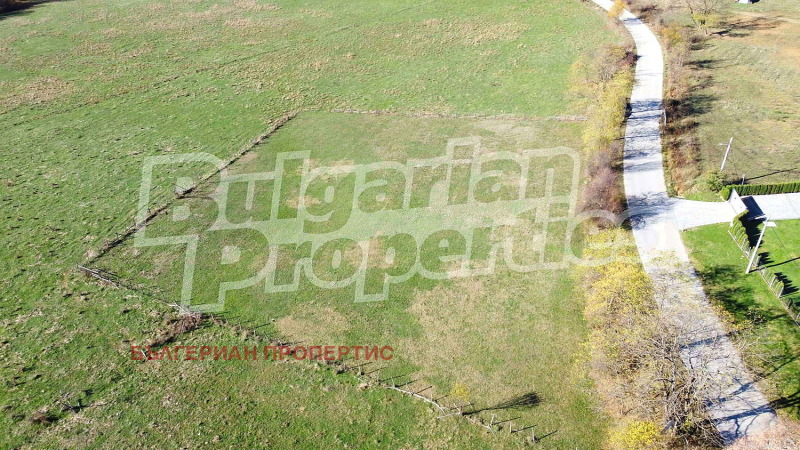 Продава ПАРЦЕЛ, гр. Априлци, област Ловеч, снимка 3 - Парцели - 52360448