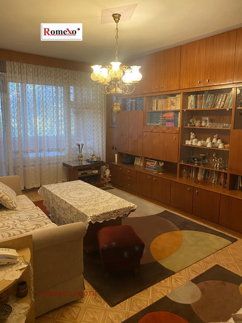 Продава 2-СТАЕН в град Пловдив, Кършияка - 73 кв.м / 155 000 € » 303 153.65 лв., РОМЕКСО ИМОТИ