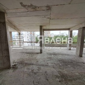 1 спаваћа соба Вазраждане 1, Варна